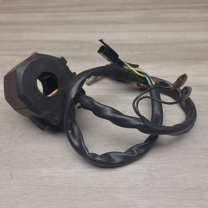 GSF250V Right switch block