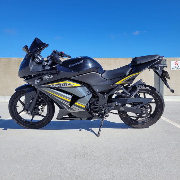2012 Kawasaki EX250J Ninja