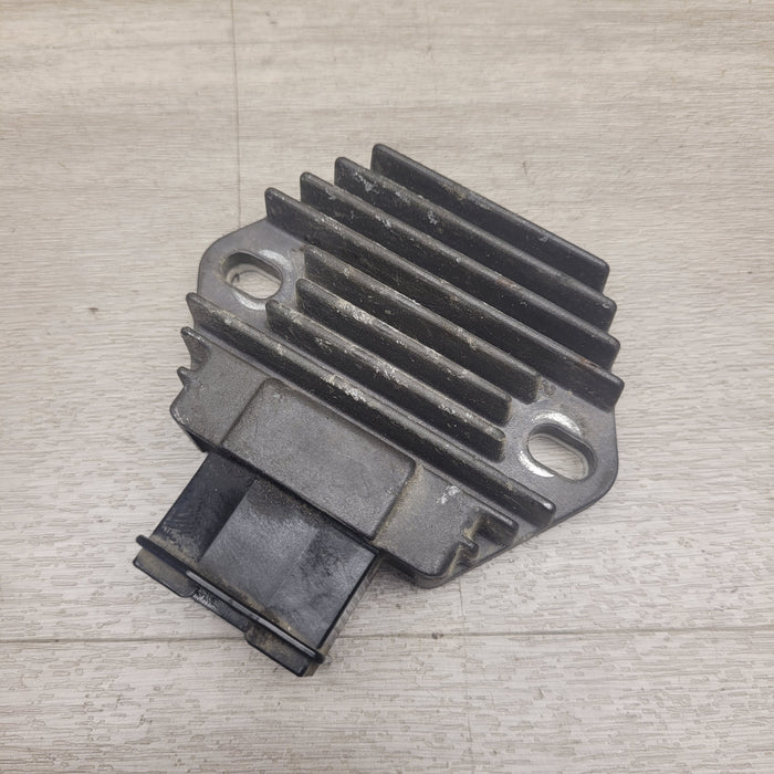 VT750C Shadow (RC44) Regulator Rectifier