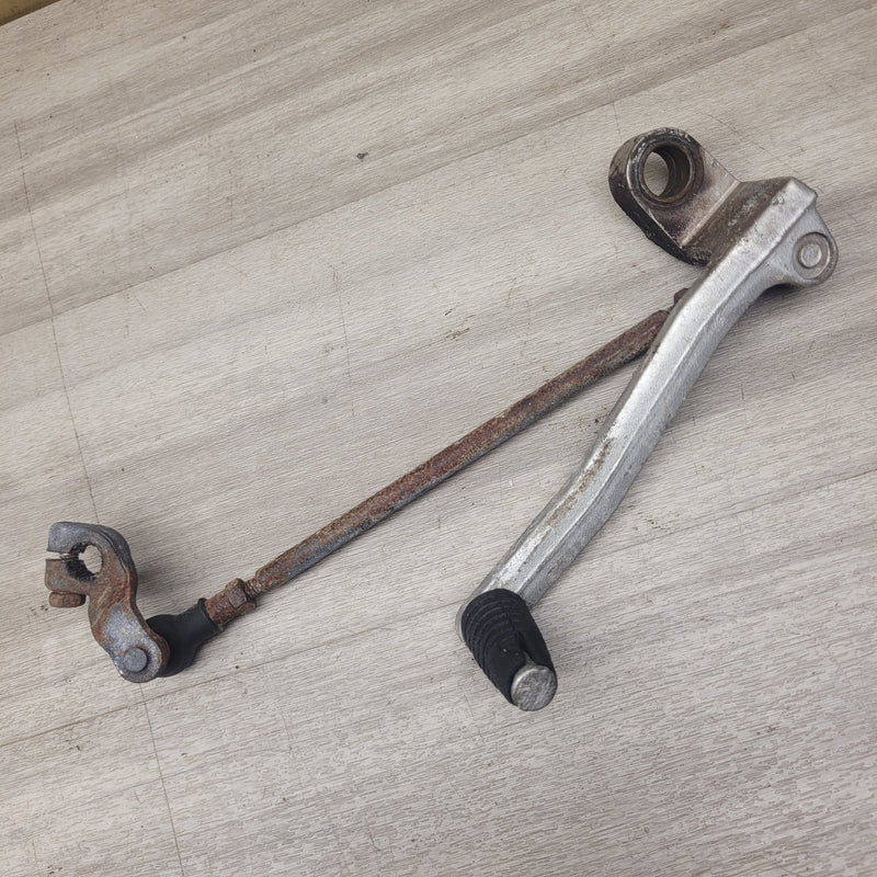 GT250R Gear Shift Linkage and lever