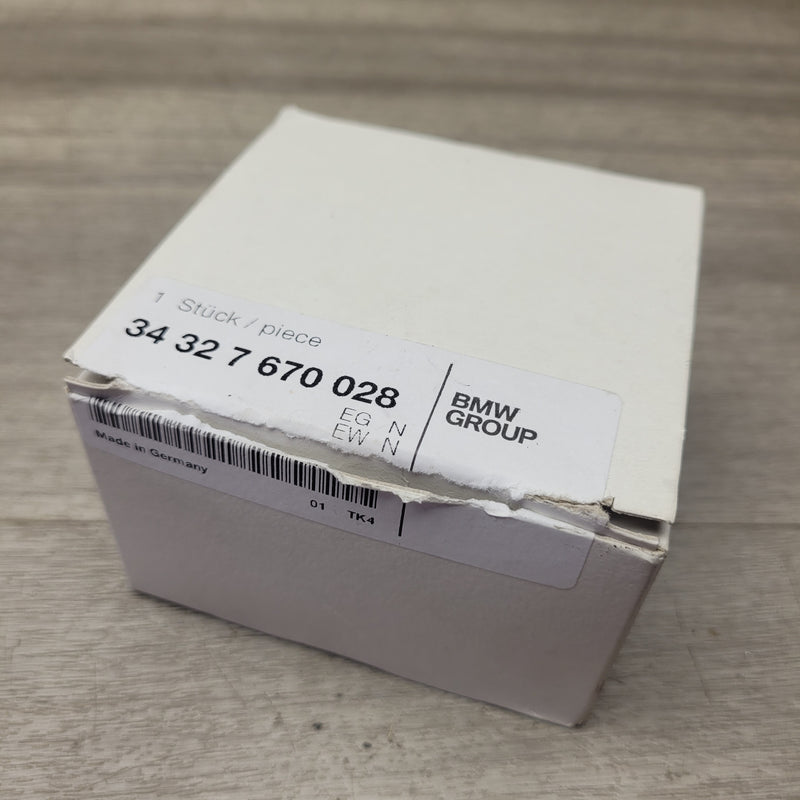 34 32 7 670 028 Speed Sensor