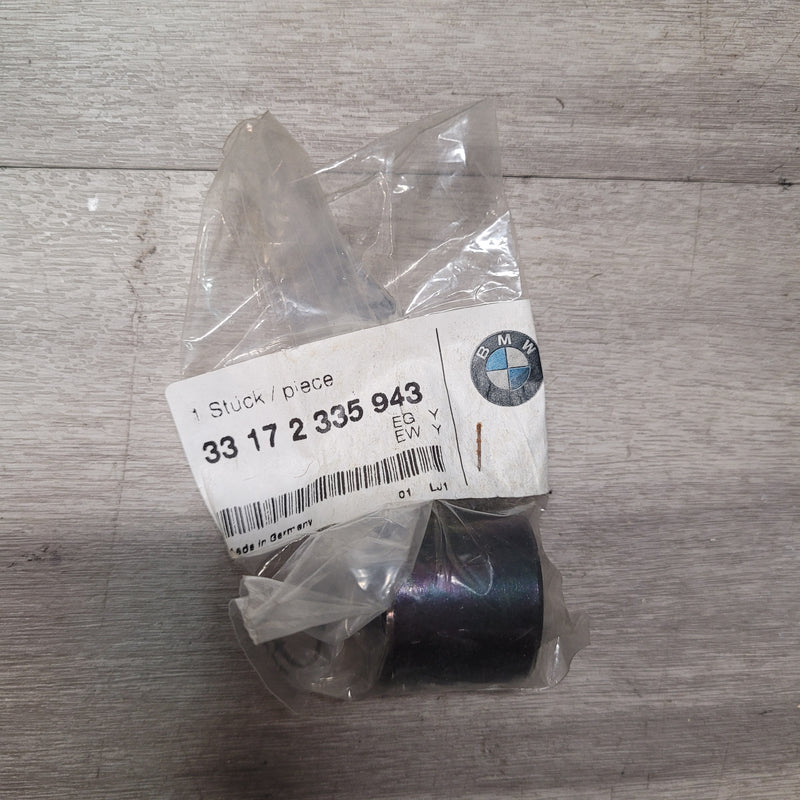 BMW 33 17 2 335 943 Bush