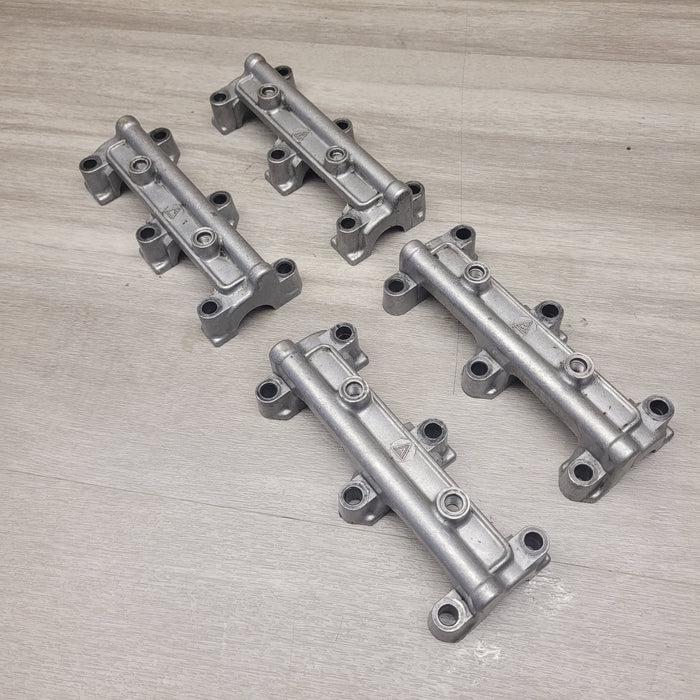 GSF250 Bandit (GJ74A) Cam shaft retainers