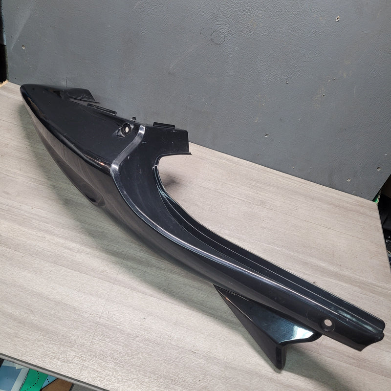 GT250R Right Tail Fairing