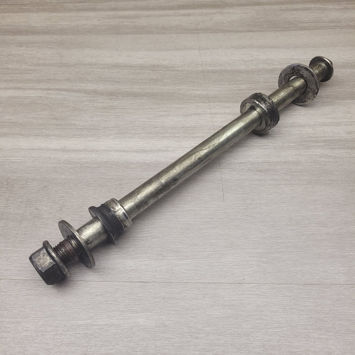 GW250 Inazuma Rear axle assy