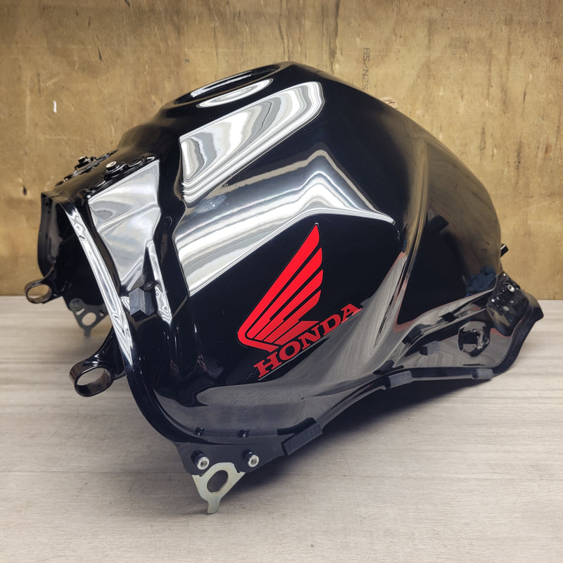 CB750 Hornet (2024) Petrol Tank
