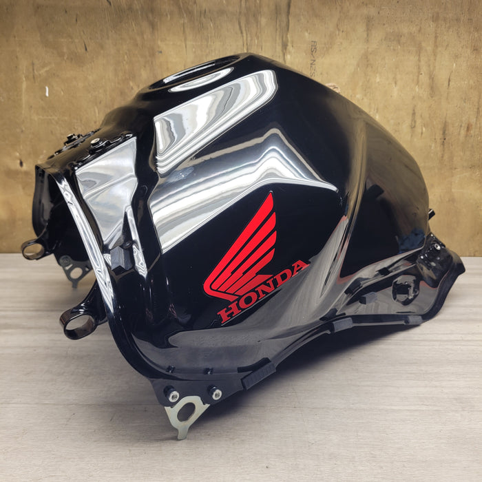 CB750 Hornet (2024) Petrol Tank