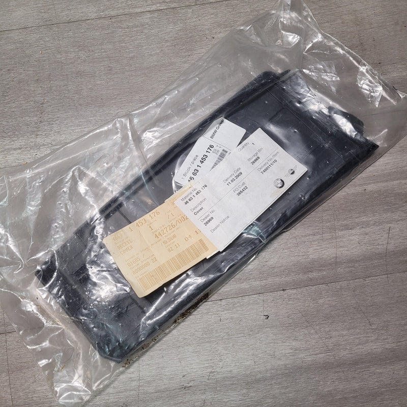 BMW 46 63 1 453 176 Right side pocket cover