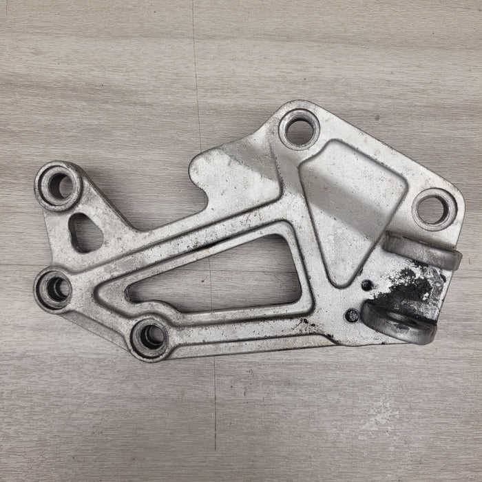 EX250F Right Riders peg mount