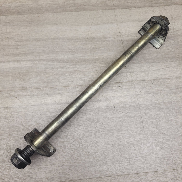 GT250R Rear Axle