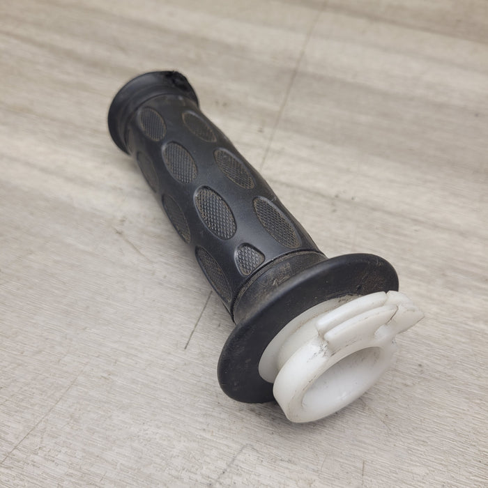 GT250R Throttle tube and grip
