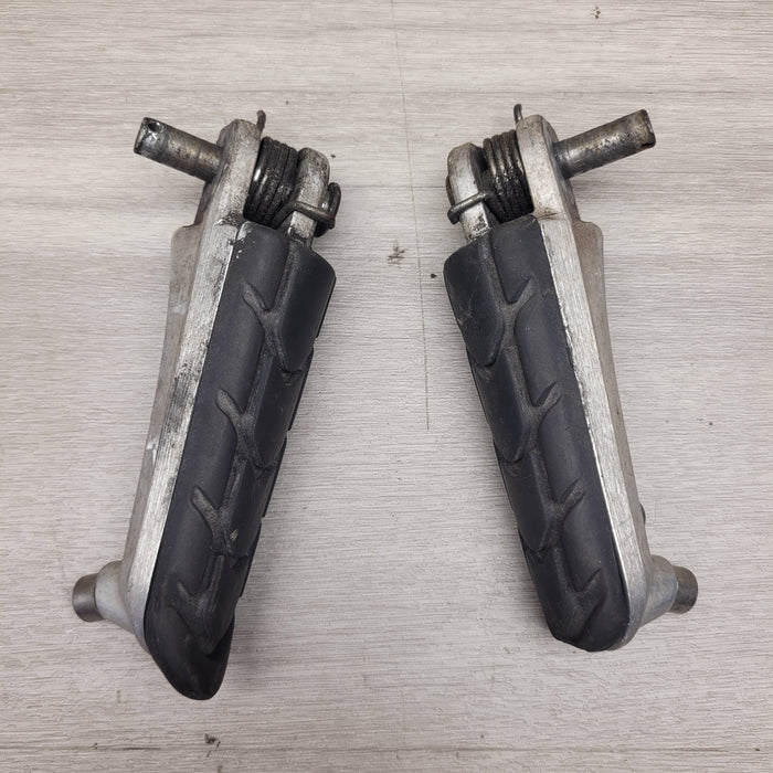 VTR250 (MC33) Front foot pegs