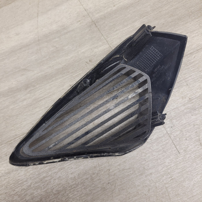 GT250R Right Air Duct