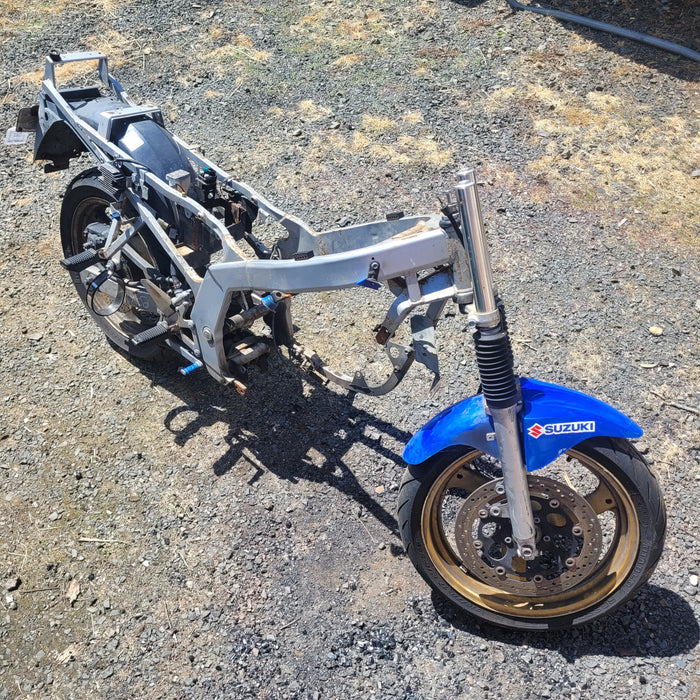 GSX250 Invader Frame (live rego)