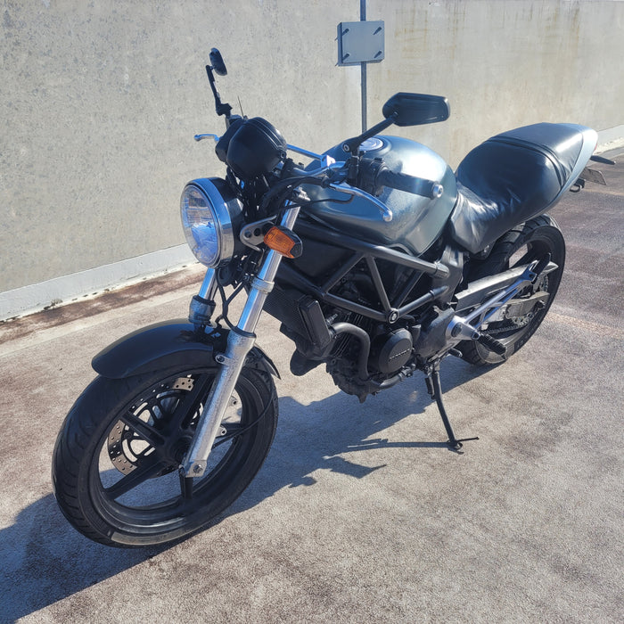 1998 Honda VTR250