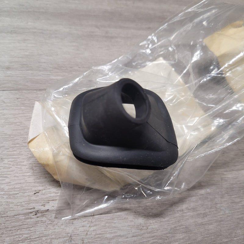 BMW 52 53 2 313 887 Rubber Grommet