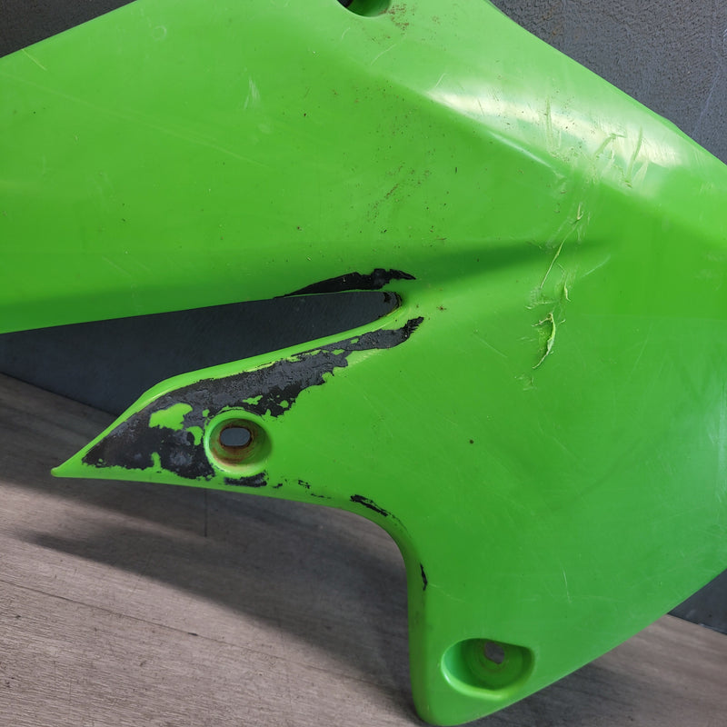 KX250F (2004) Right Tank Shroud
