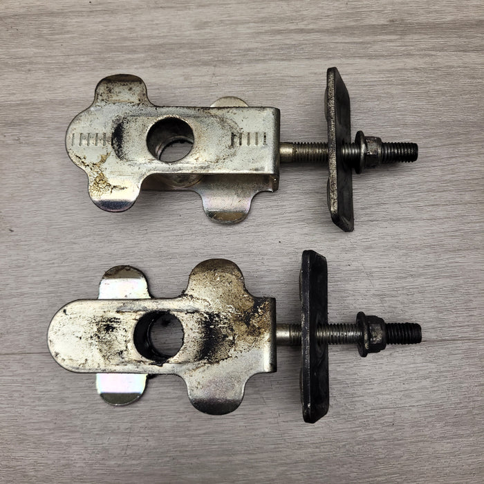GW250 Inazuma Rear Axle adjusters