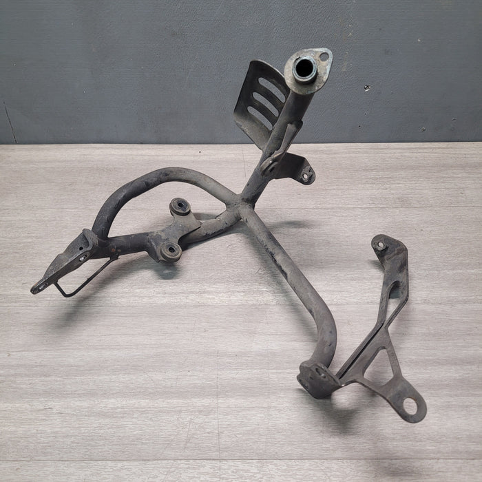 XL1000V Varadero (SD02) Fuel Pump sub frame