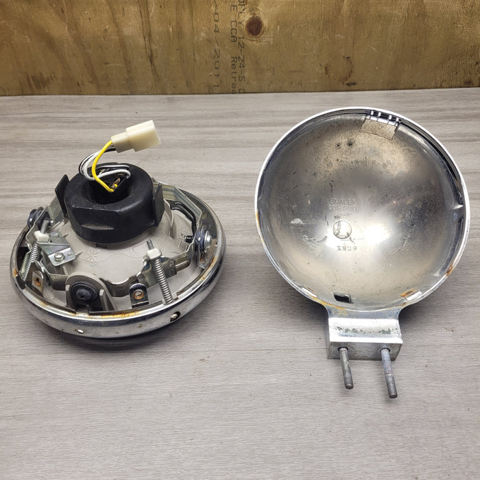 VL250 Intruder Headlight unit and cover