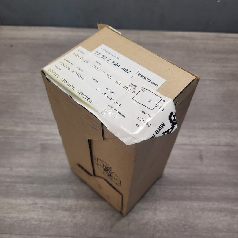 BMW 77 52 7 724 487 Navigation Mounting Kit