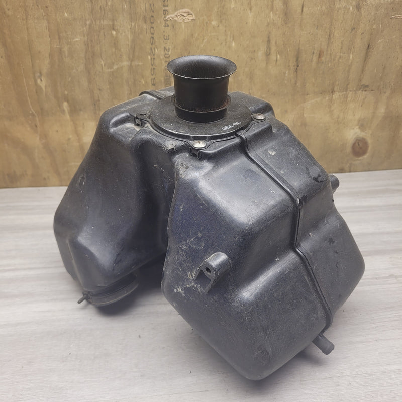 GSF250 Bandit (GJ74A) air box