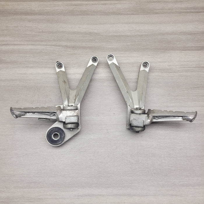 GT250 Comet passenger peg hangers and pegs