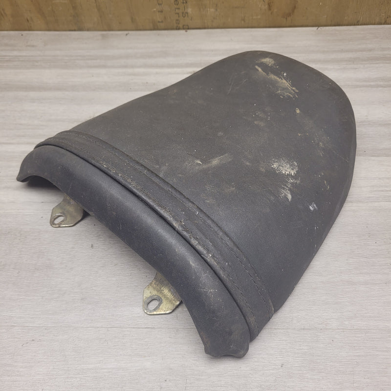 GSF250 Bandit (GJ74A) Rear seat