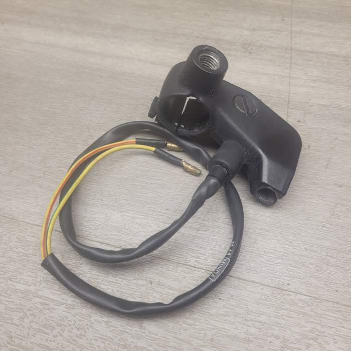 GSX150DXA (2019) Clutch lever mount and sensor
