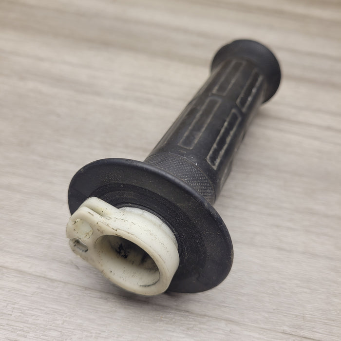 VF500C Magna Throttle tube and grip