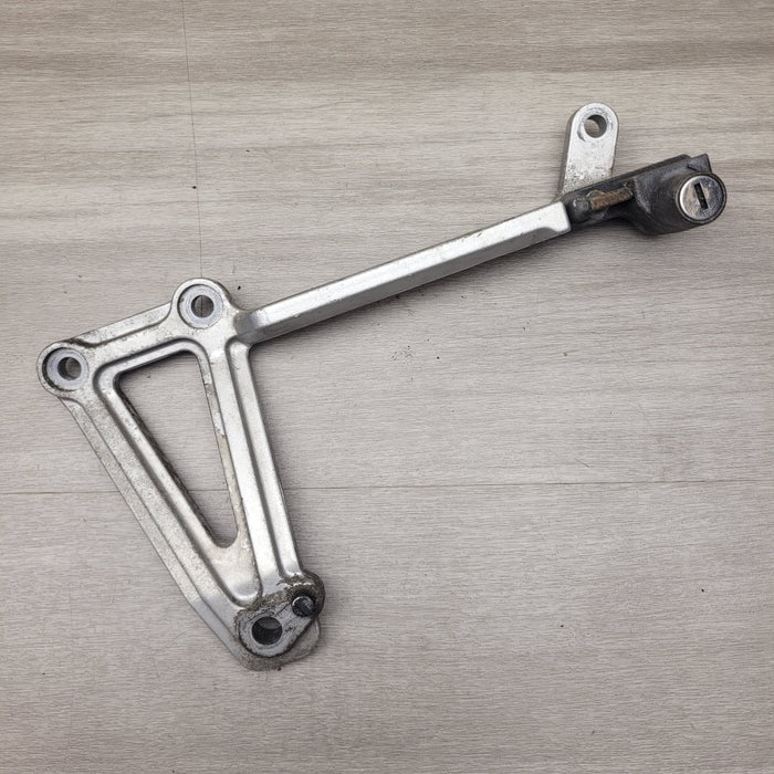 EX250F Left passenger peg mount