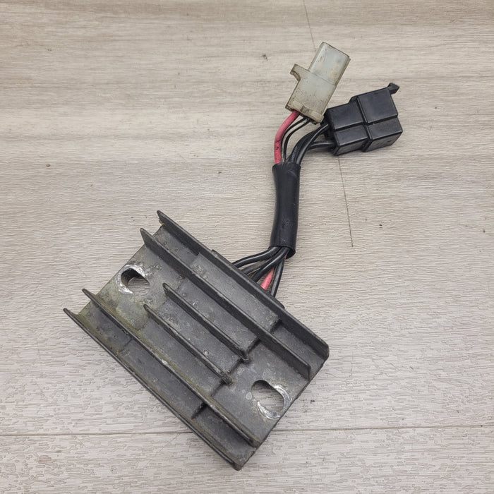GN125H Regulator Rectifier