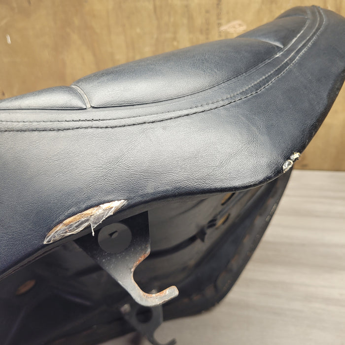 VF500C Magna Seat