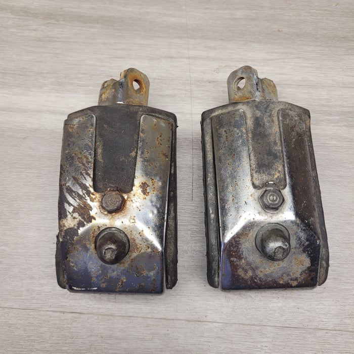 VF500C Magna Foot pegs