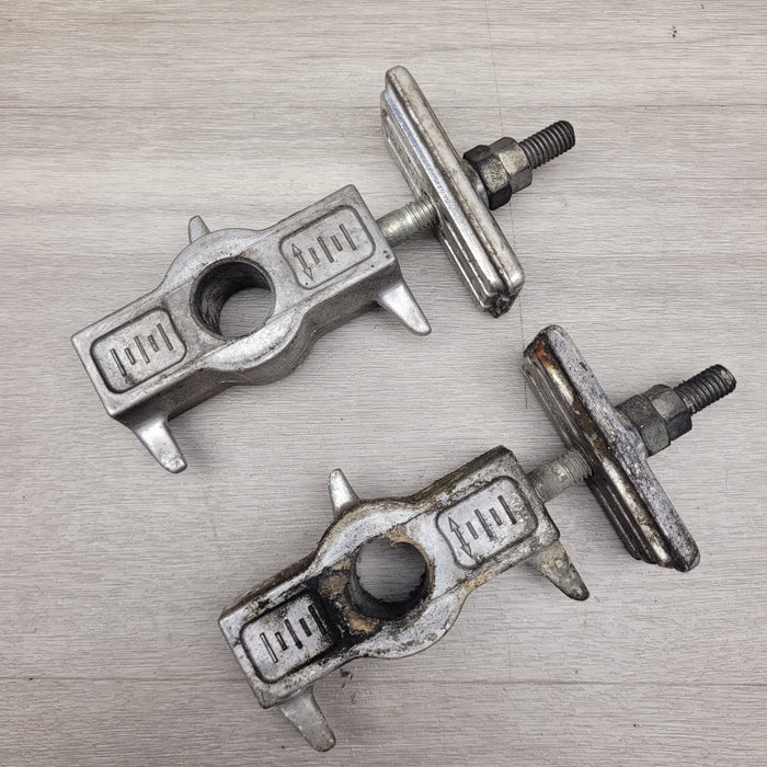 VTR250 (MC33) Rear axle adjusters