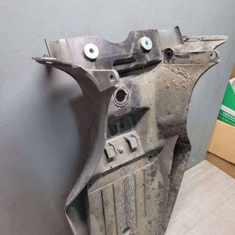 XL1000V Varadero (SD02) Rear Mud Guard