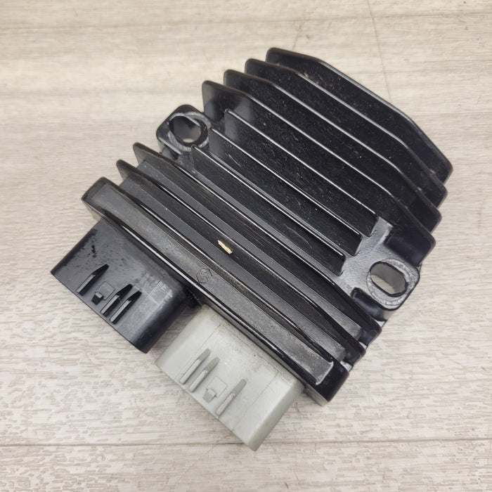 450 SR (2024) Regulator Rectifier