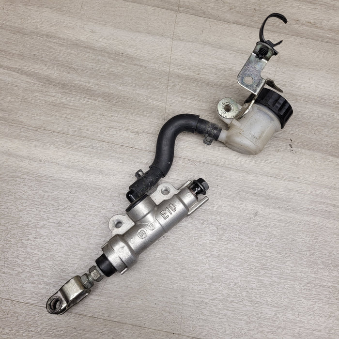 MT03 (2021) Rear brake master cylinder