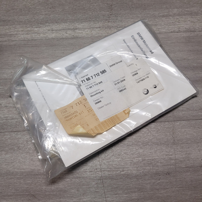 BMW 71 60 7 712 585 Mounting Kit