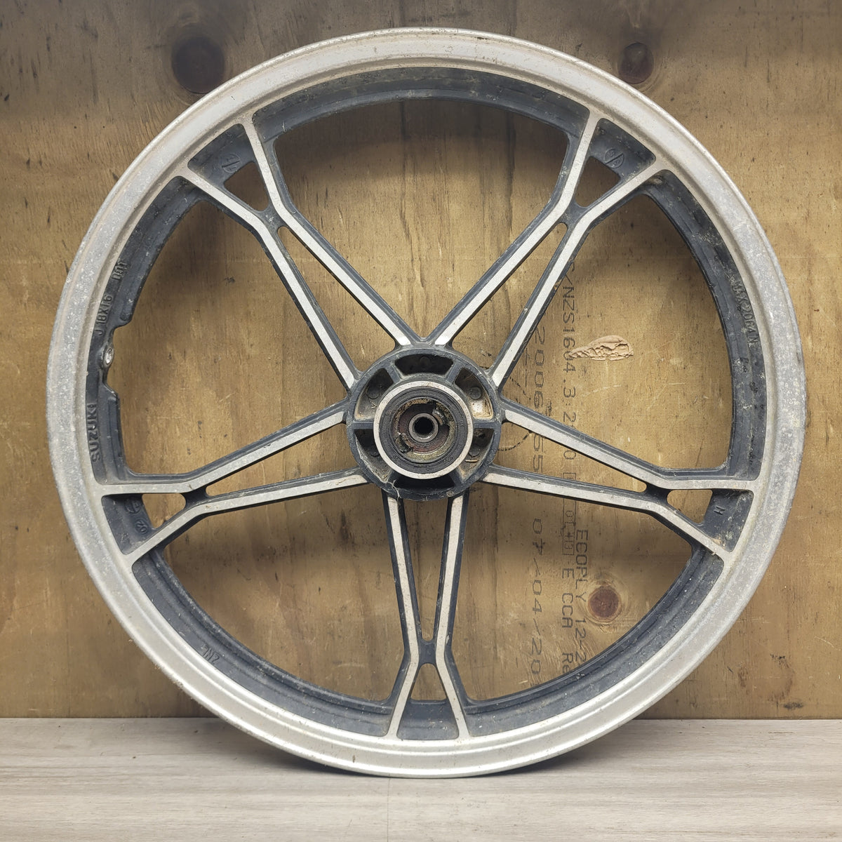 GN125H Front Rim — Motor Morgue