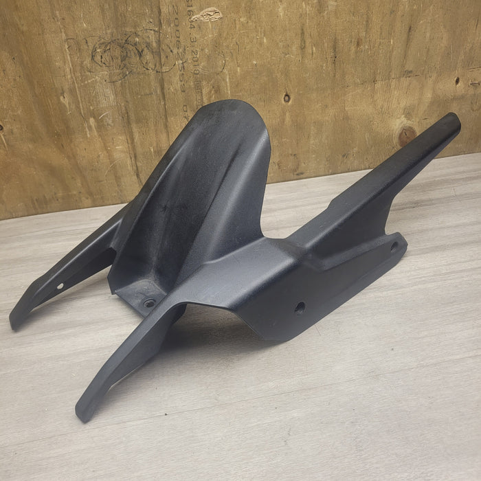 450 SR (2024) Rear hugger / chain guard