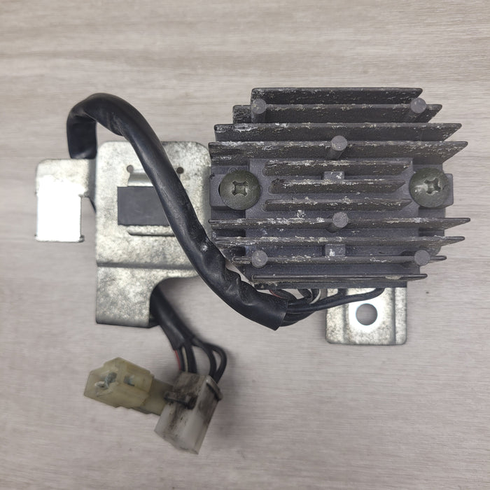 GSX250 Invader Rectifier and bracket