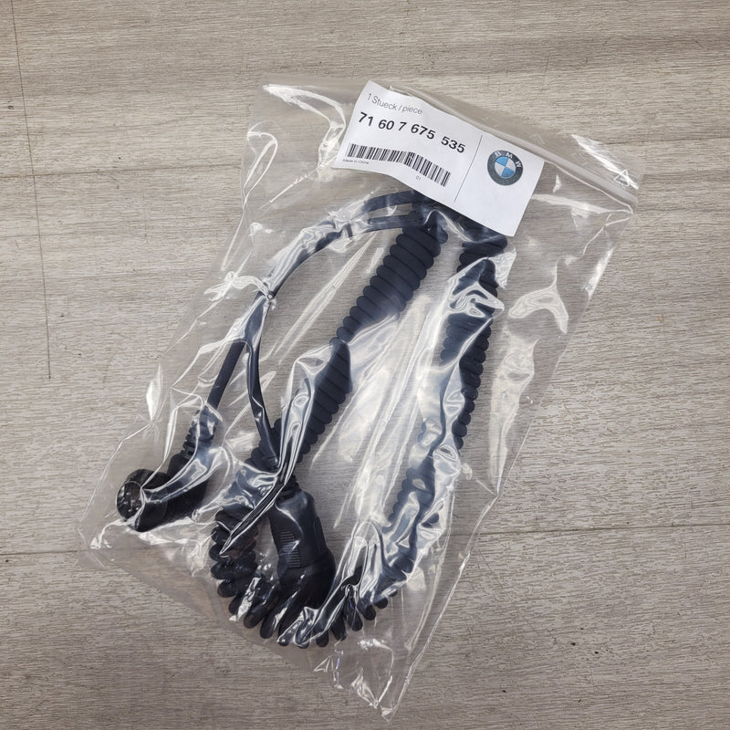71 60 7 675 535 Helmet Connector Cable