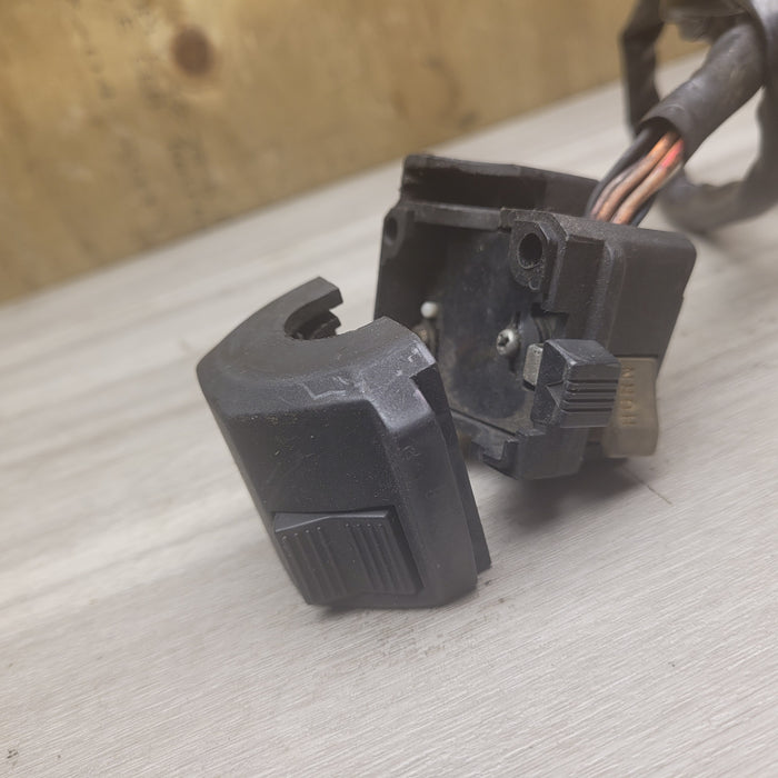 GSF250 Bandit (GJ74A) Left switch block