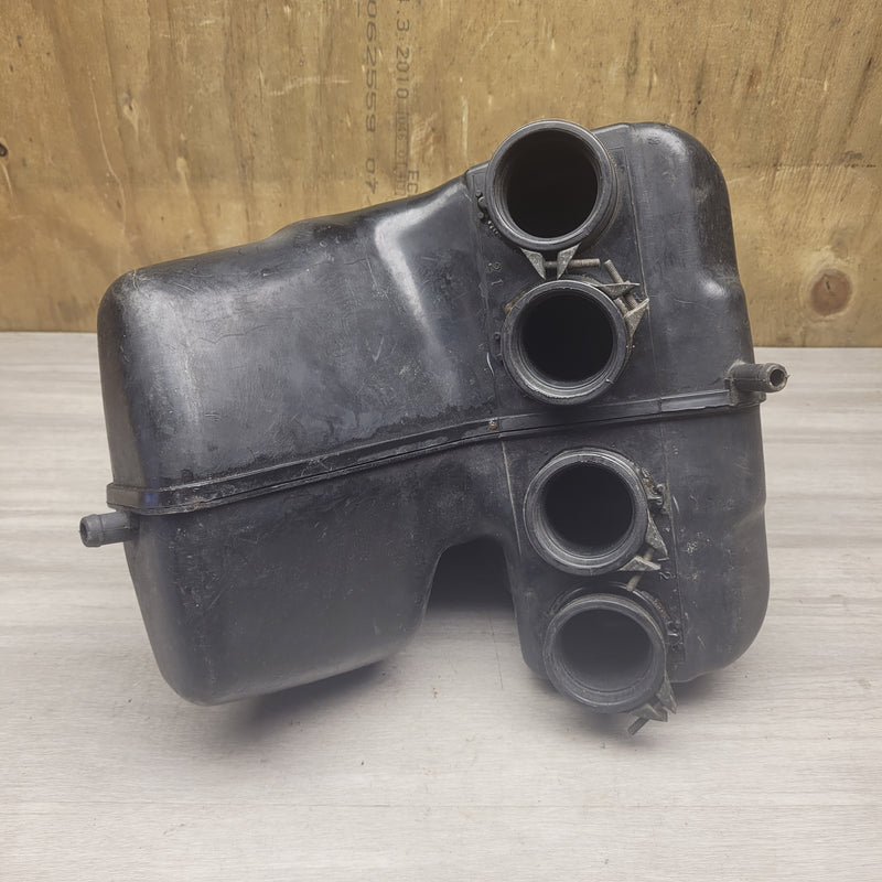 GSF250 Bandit (GJ74A) air box