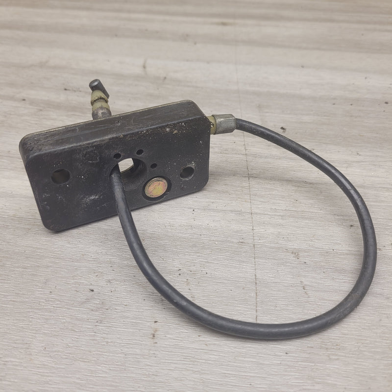 GSF250 Bandit (GJ74A) Rear seat release