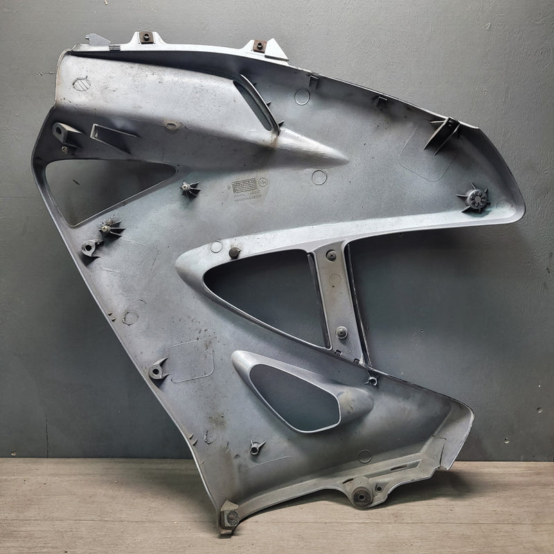 XL1000V Varadero (SD02) Right Upper Fairing