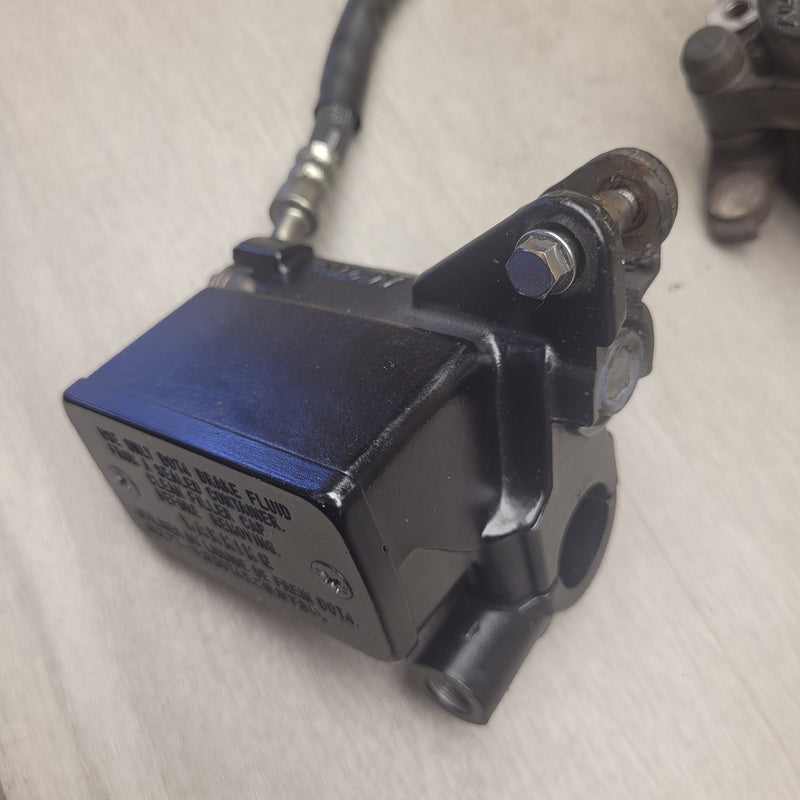 GW250 Inazuma Front brake assy