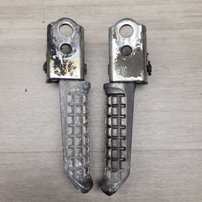 EX250F Passenger foot pegs