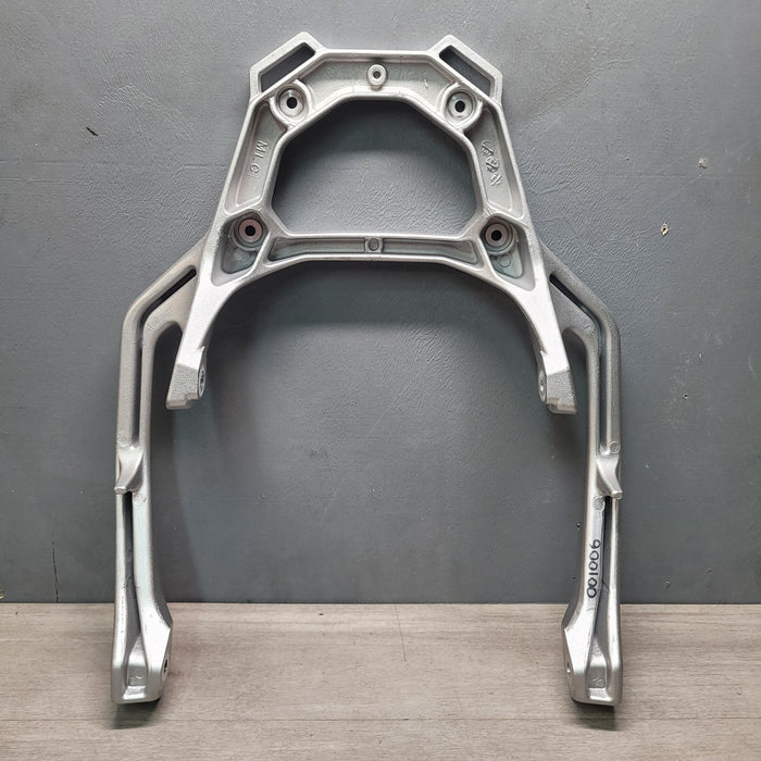XL750 Transalp (2026) Rear Carrier / Grab rail